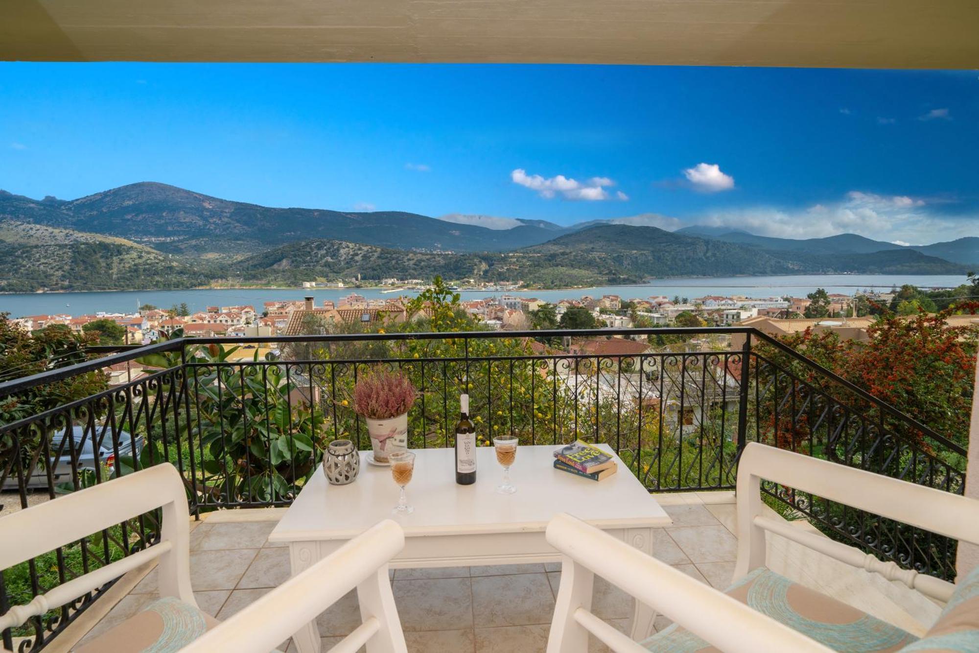 Aphrodite Superb Sea View Apartment Argostoli  Eksteriør bilde