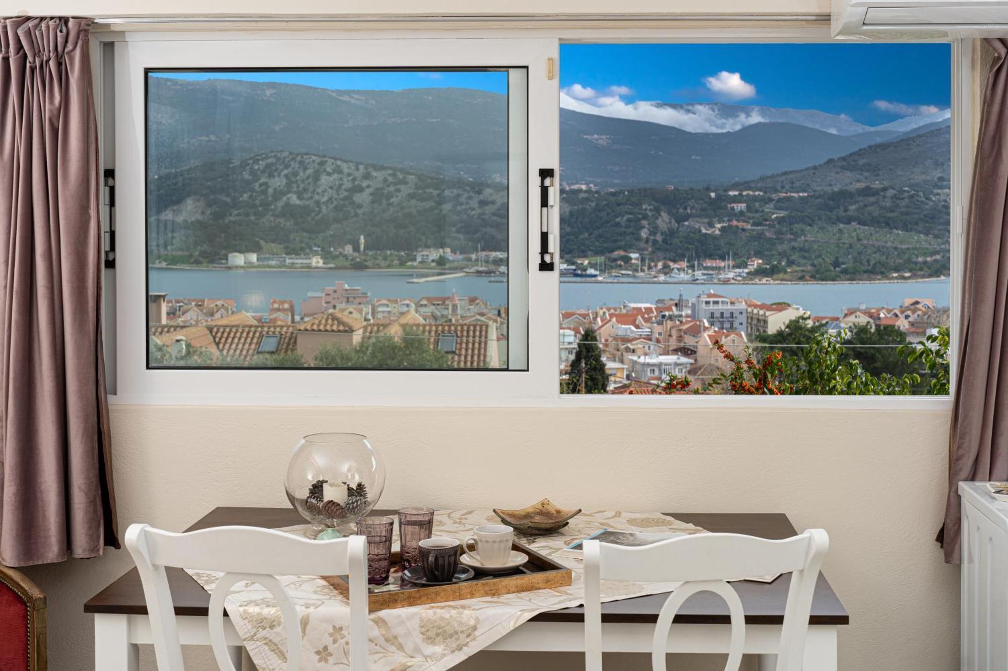 Aphrodite Superb Sea View Apartment Argostoli  Eksteriør bilde