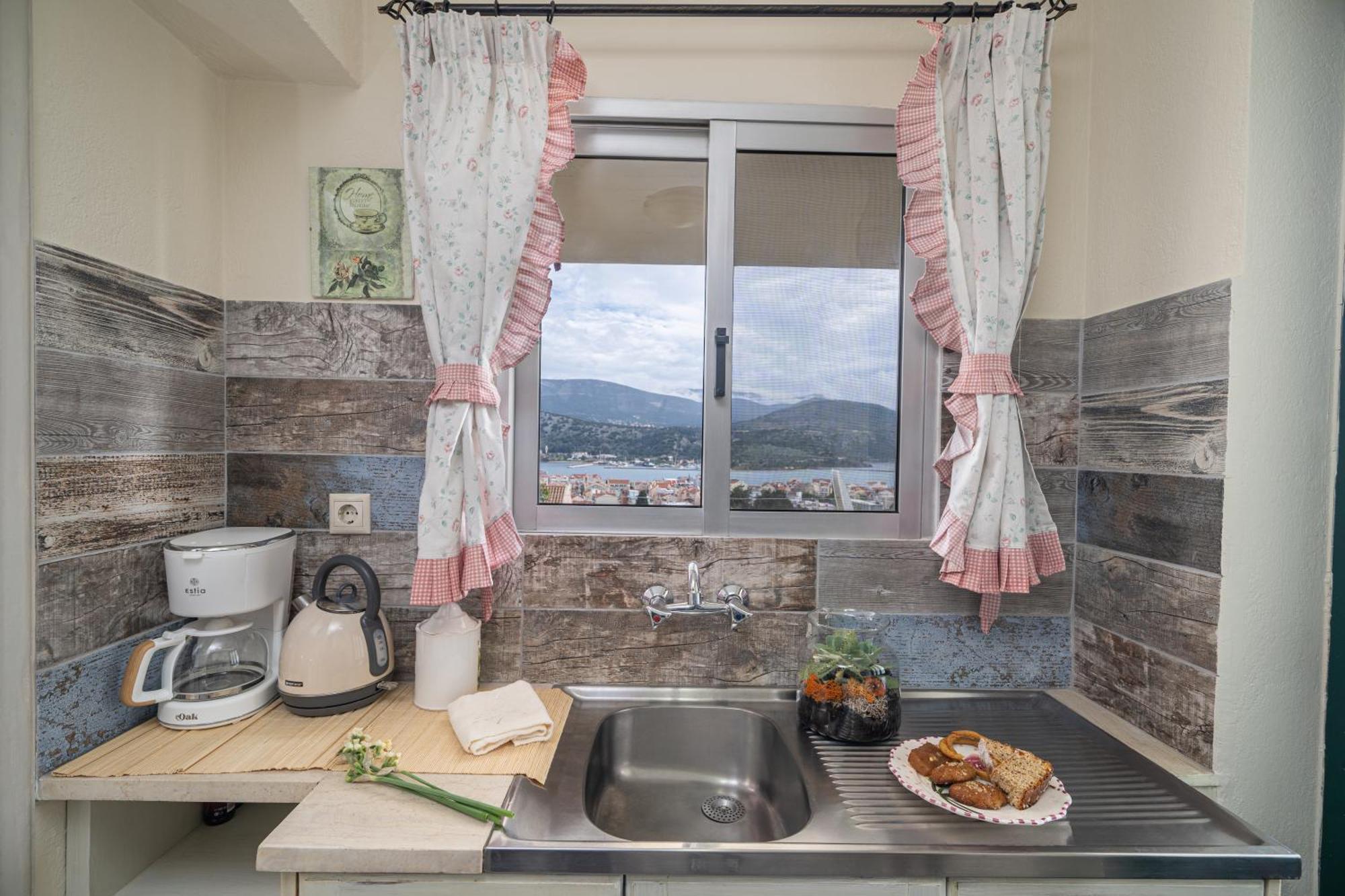 Aphrodite Superb Sea View Apartment Argostoli  Eksteriør bilde